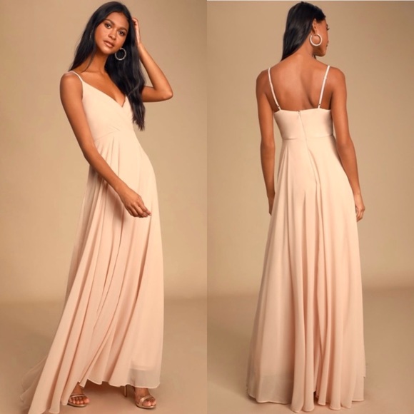 Lulus Dresses & Skirts - NWOT Lulu’s blush maxi gown size XL